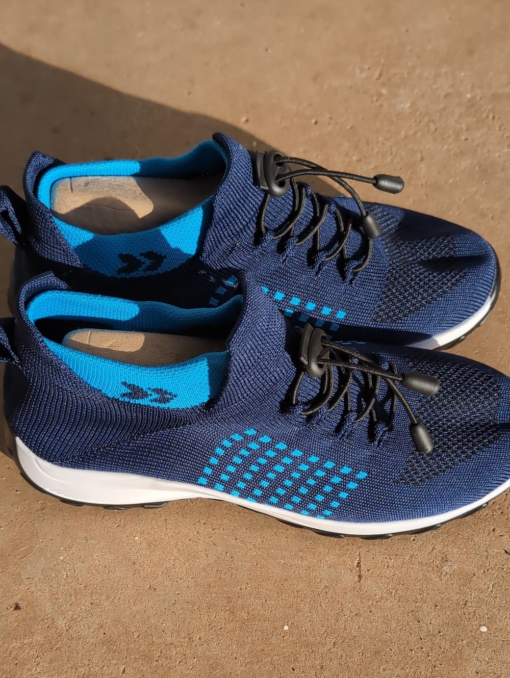 NEW Orthofit Sneakers